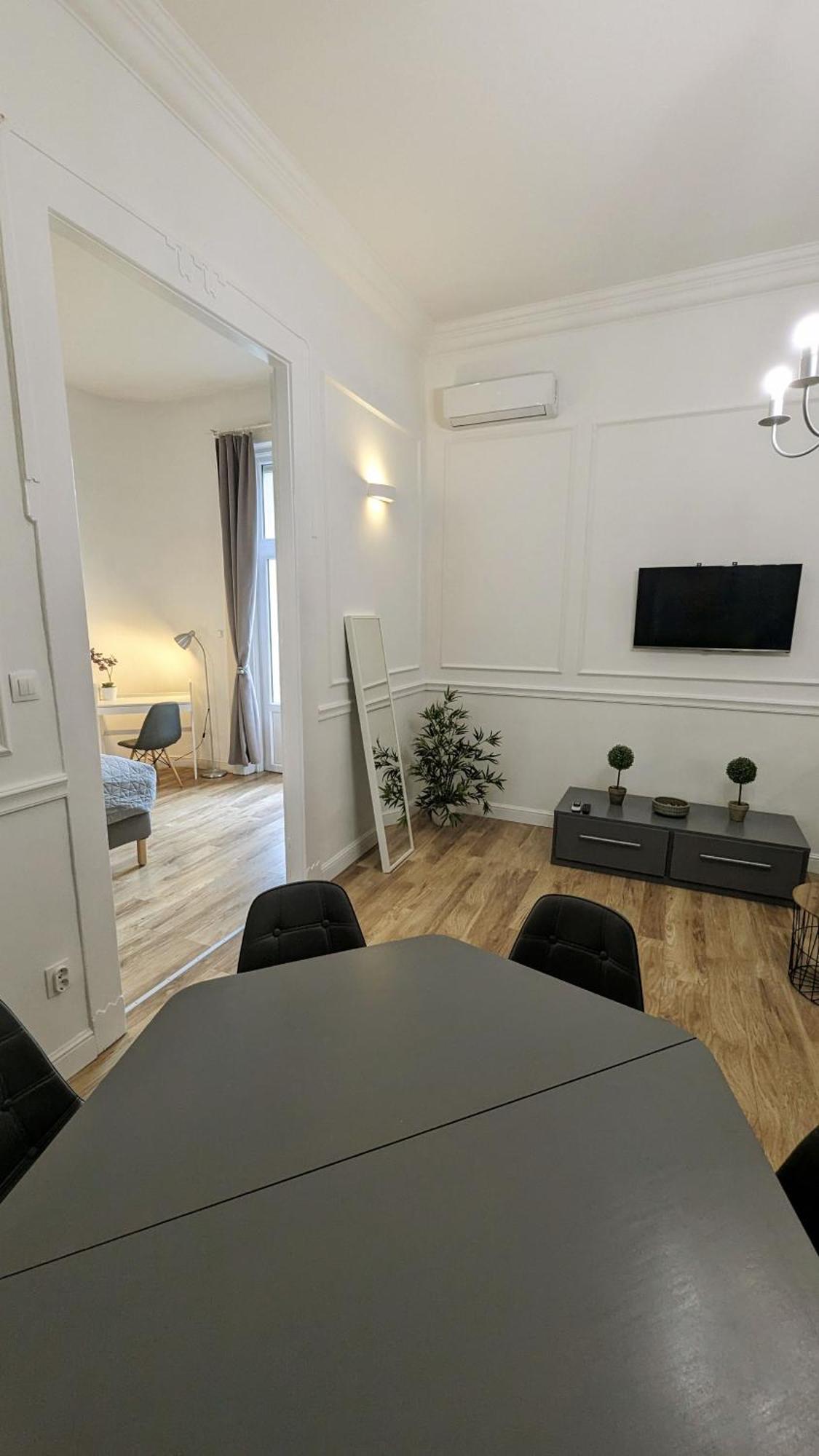 3 Room Apartment In The Beautiful Street Budapešť Exteriér fotografie