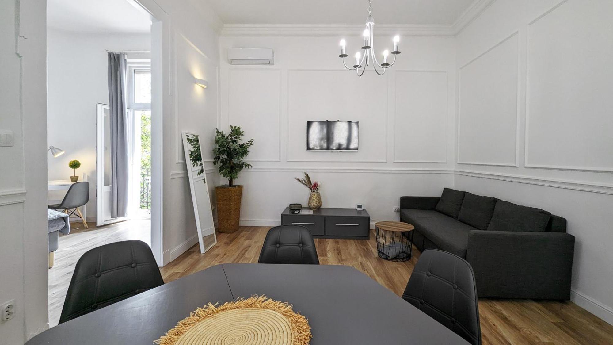3 Room Apartment In The Beautiful Street Budapešť Exteriér fotografie