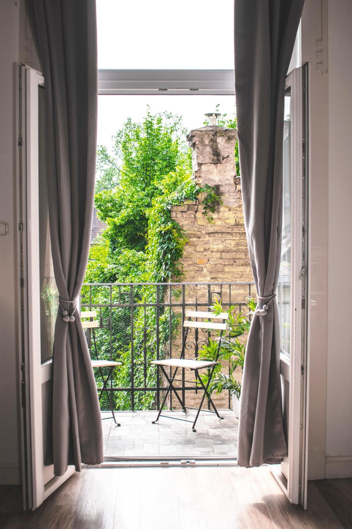 3 Room Apartment In The Beautiful Street Budapešť Exteriér fotografie