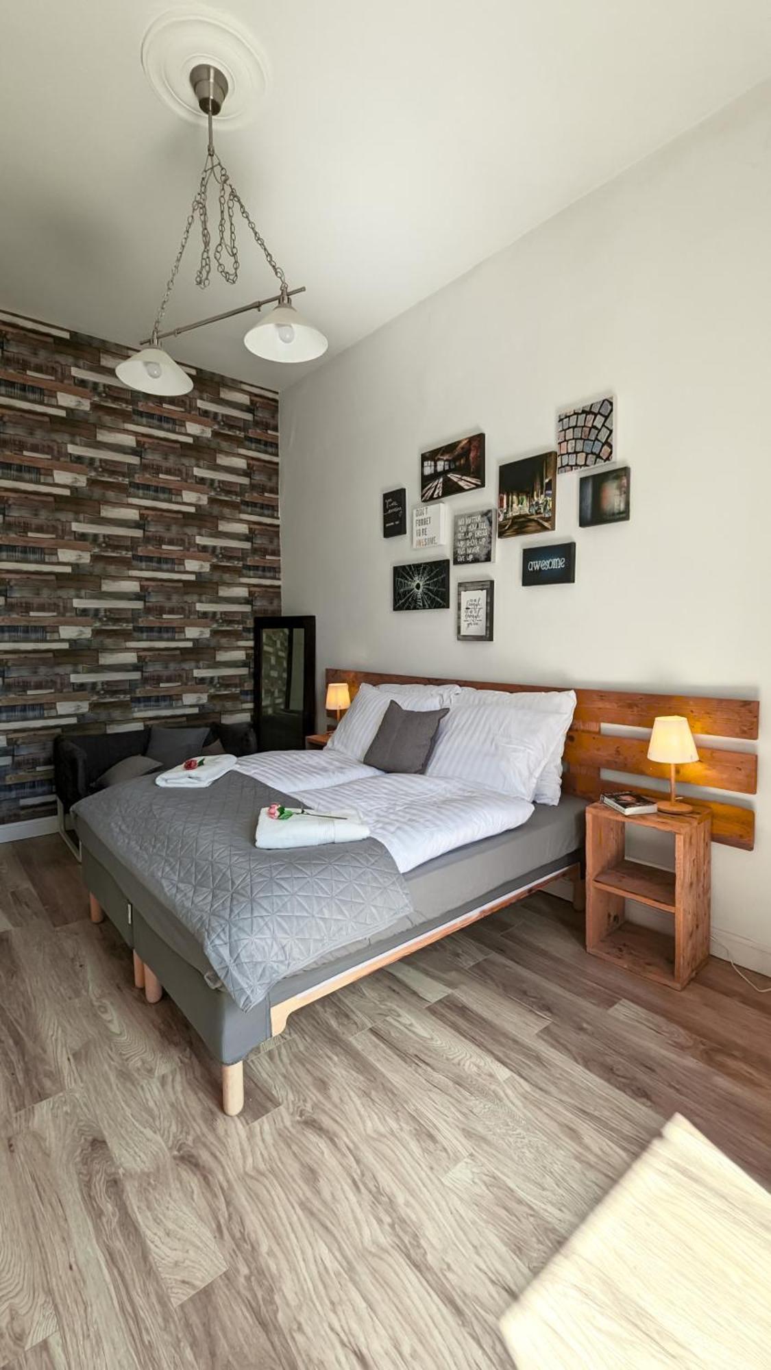 3 Room Apartment In The Beautiful Street Budapešť Exteriér fotografie
