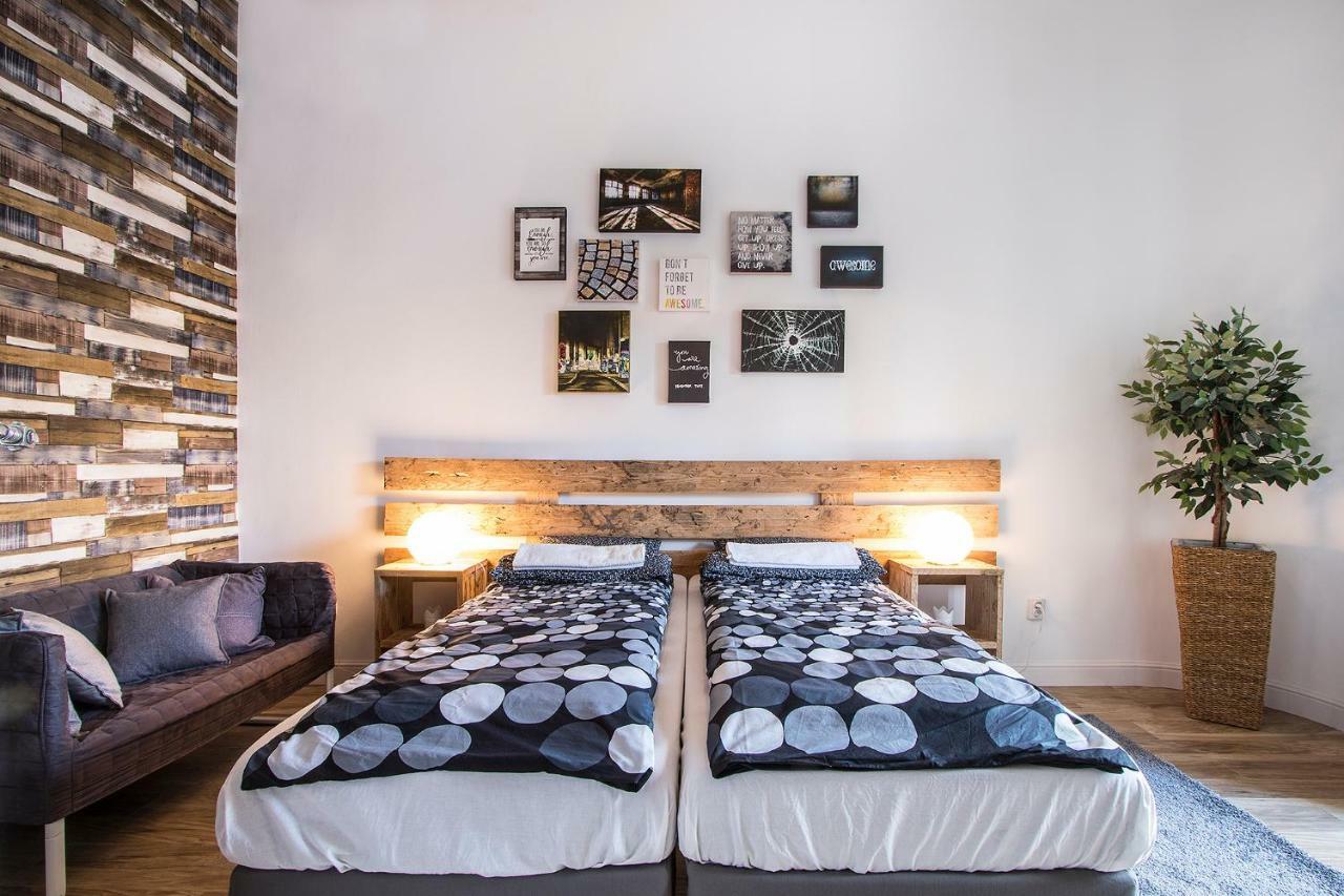 3 Room Apartment In The Beautiful Street Budapešť Exteriér fotografie